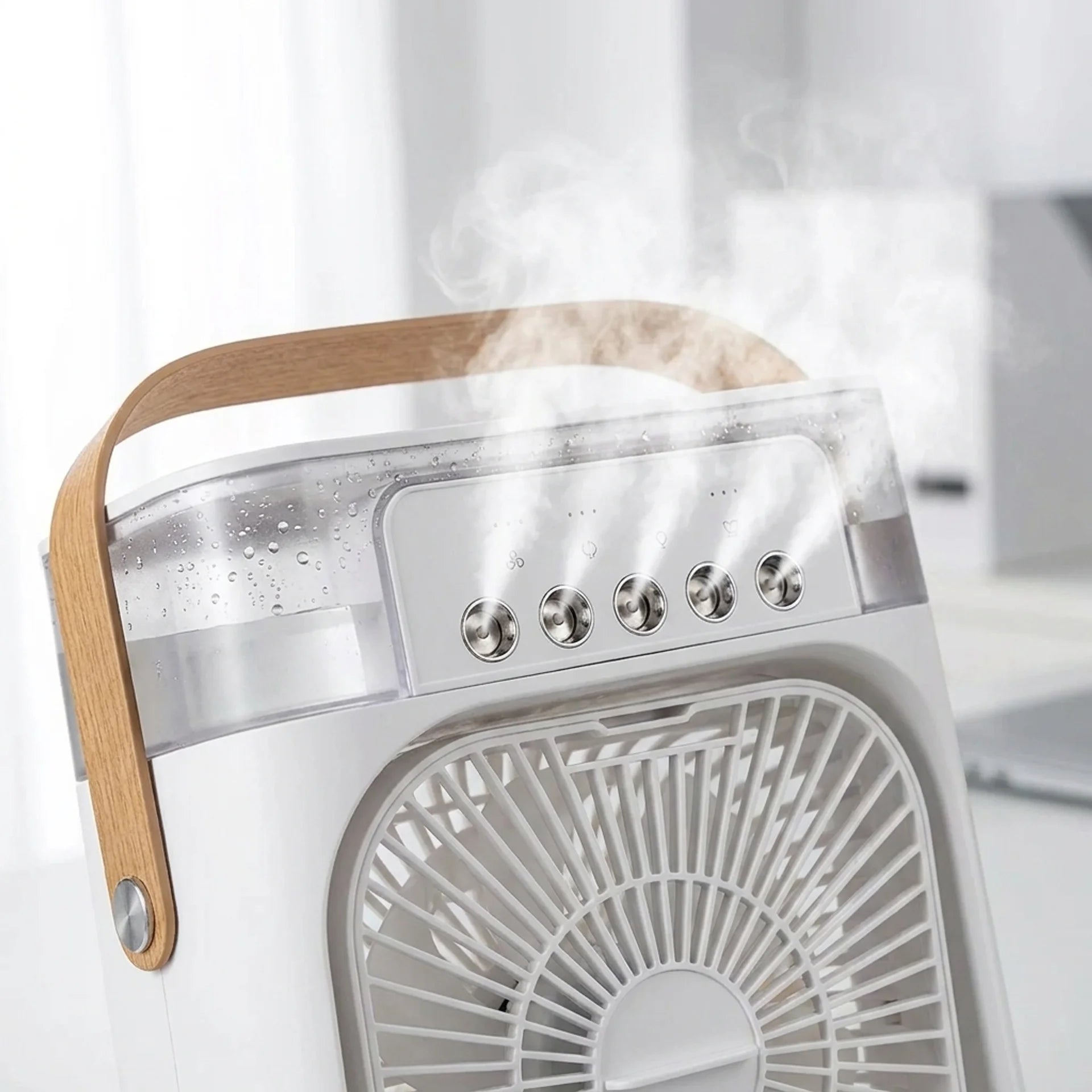 Arctic Air diffusant une brume fine depuis ses buses